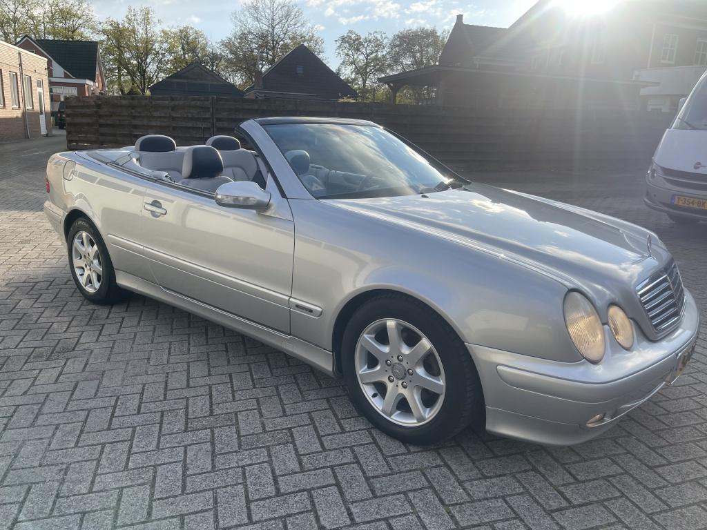 Mercedes-Benz CLK-Klasse Cabrio 200 Avantgarde 76.278km nap., Auto's, Mercedes-Benz, 1998 cc, 136 pk, Gebruikt, Cabriolet