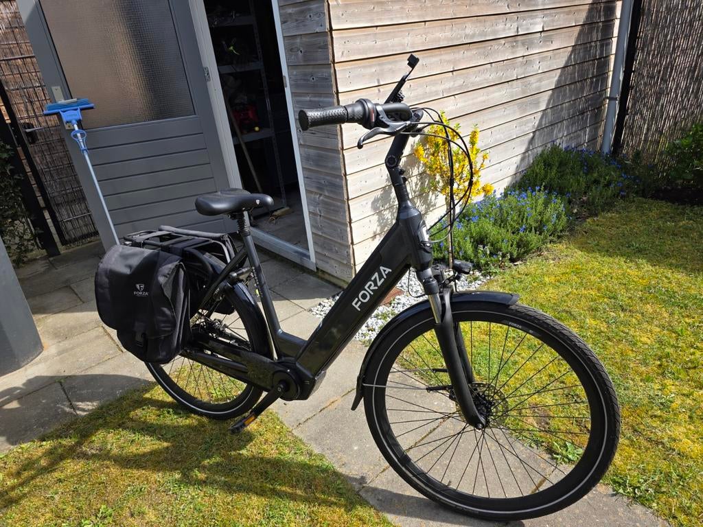 Forza elektrische fiets - Zo goed als nieuw, Zo goed als nieuw, 51 tot 55 cm, 50 km per accu of meer, Ophalen