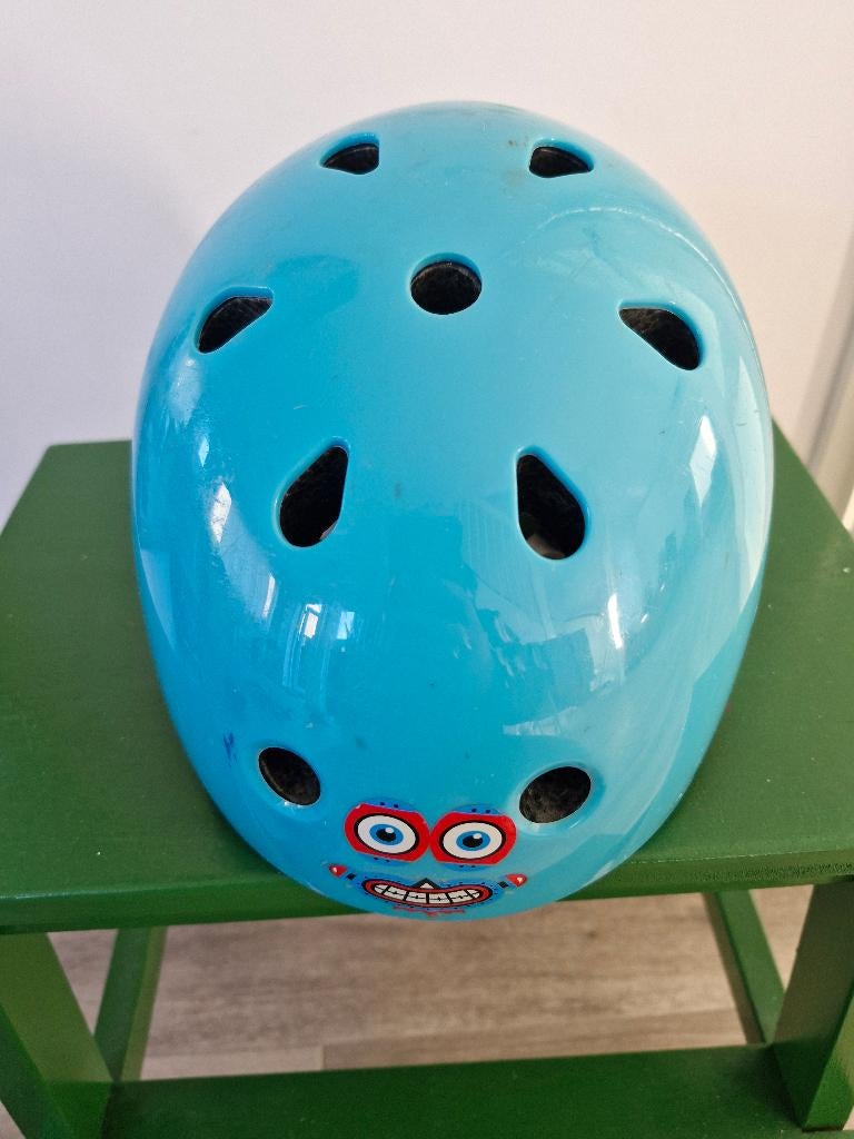 OXELO kids skating/bike helmet, Gebruikt, Jongen of Meisje, Overige maten, Ophalen of Verzenden
