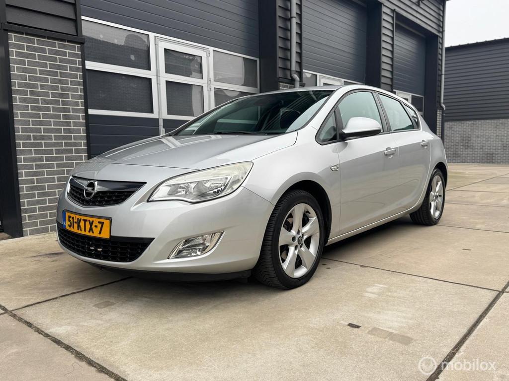 Opel Astra 1.6 Sport APK NAP Airco Onderhoudsb. Elec. Rm., Euro 5, 680 kg, 4 cilinders, 116 pk