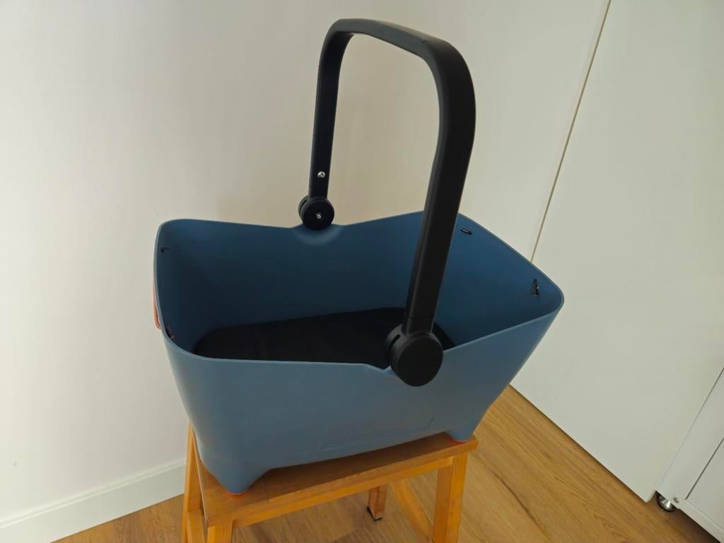 Basil hondenfietsmand voor achterop, Fietsen en Brommers, Fietsaccessoires | Fietsmanden, Ophalen