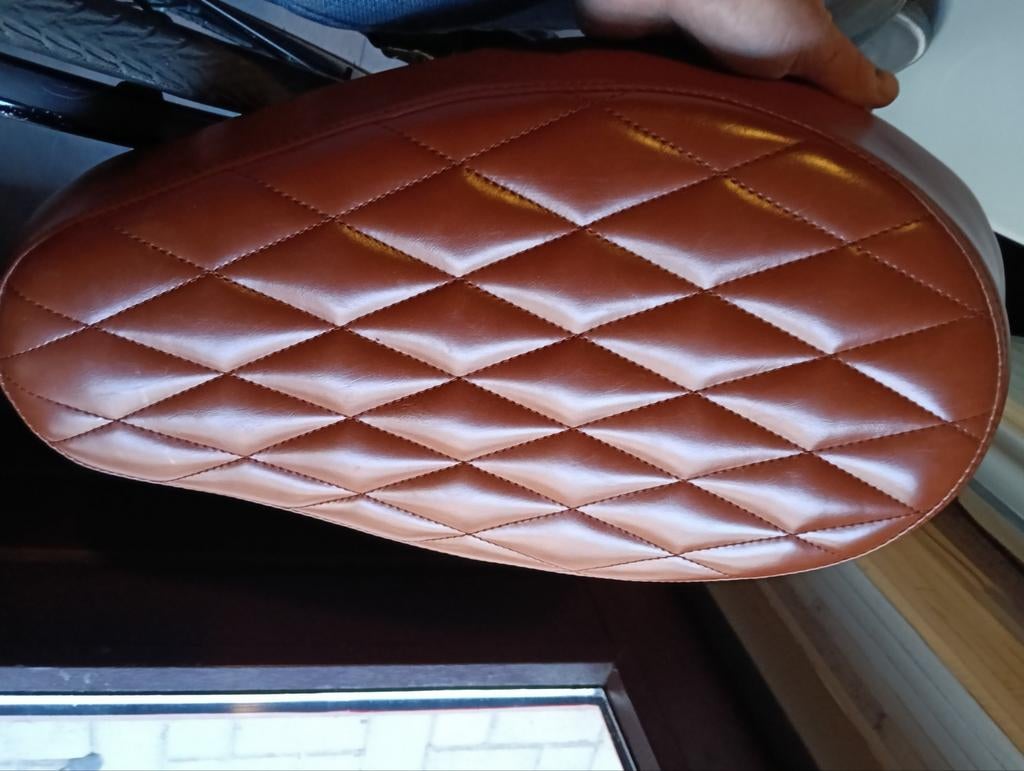 Retro zadel, Ophalen