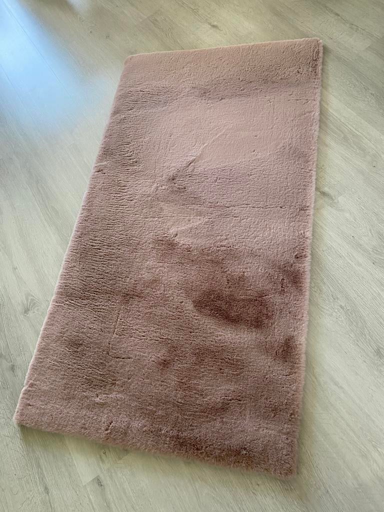 FRAAI Zacht Hoogpolig vloerkleed - Comfy Supreme Roze, Ophalen, Zo goed als nieuw, FRAAI Zacht Hoogpolig vloerkleed - Comfy Supreme Roze