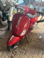 Rode Vespa scooter met schade, Ophalen, Gebruikt, Overige modellen