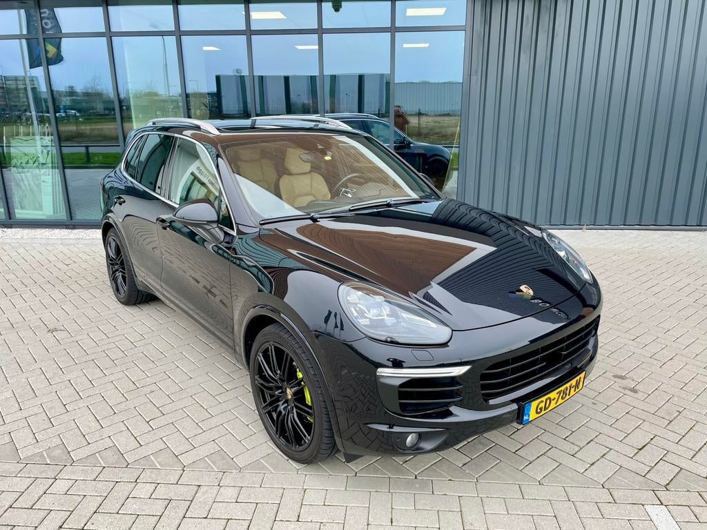 Porsche Cayenne 3.0 V6 416pk E-hybrid S Tiptronic S 2015, Auto's, Automaat, Cayenne, Beige, 2995 cc