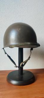 Nederlandse M53 helm 1 vroeg model gestempeld 1954, Verzamelen, Ophalen of Verzenden, Landmacht, Nederland, Helm of Baret