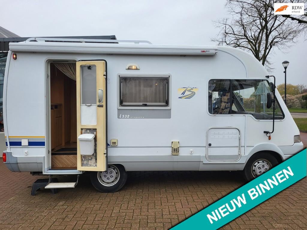 Fiat 230 2.8jtd Burstner top staat, Integraal, Ringverwarming, Achteruitrijcamera, Douche