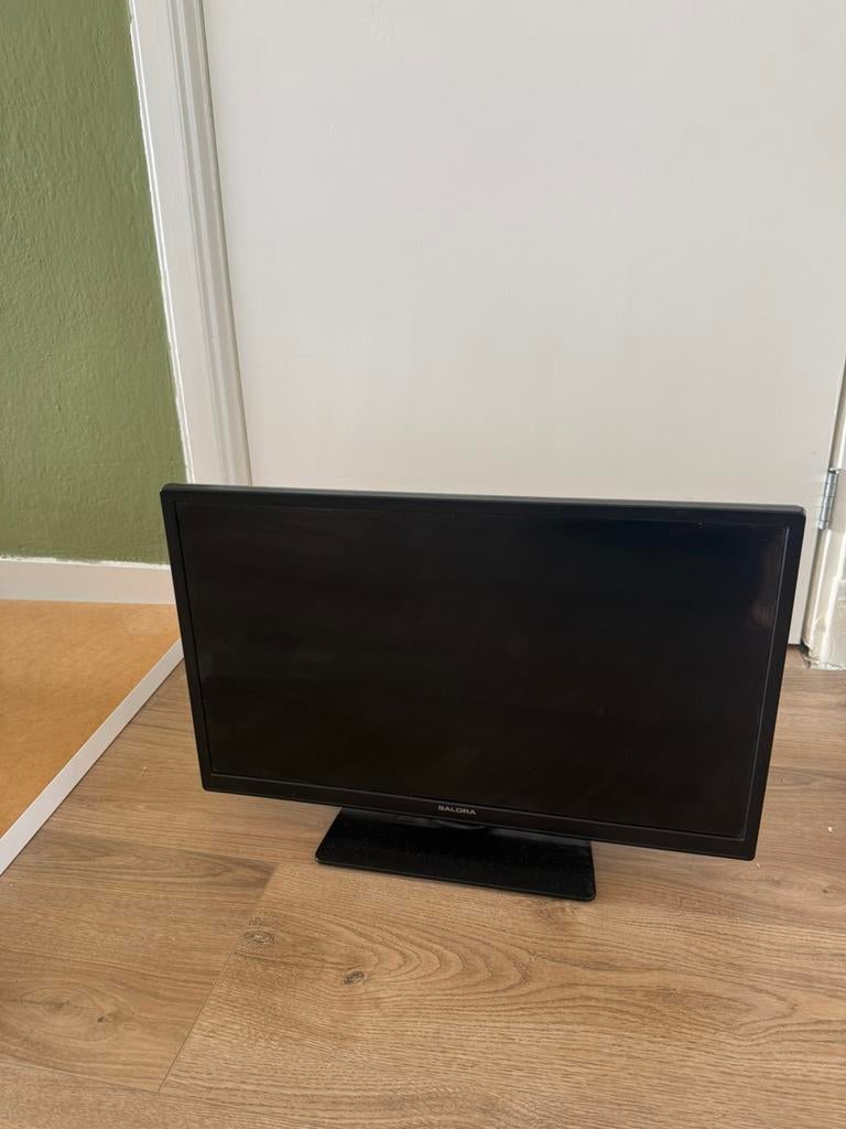 Televisie/Monitor: Salora 24 inch HD Smart TV, Ophalen of Verzenden, Zo goed als nieuw, Minder dan 80 cm