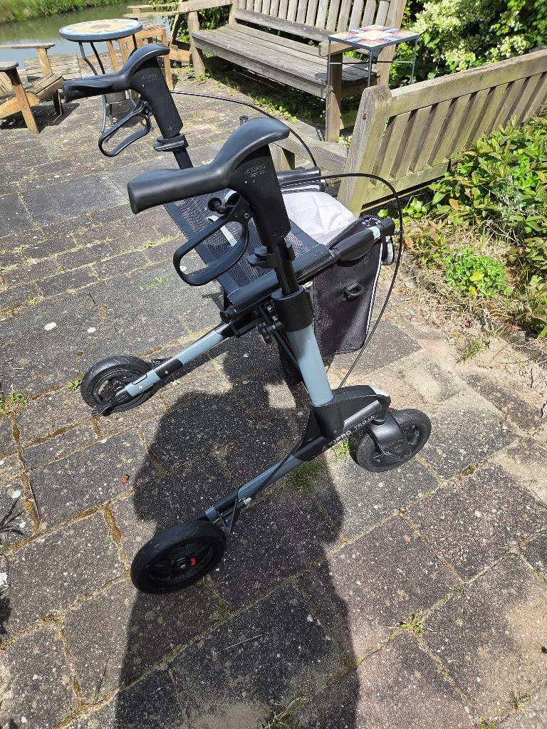 Rollator Topro Troja 2G met dienblad, Ophalen, Opvouwbaar, Gebruikt