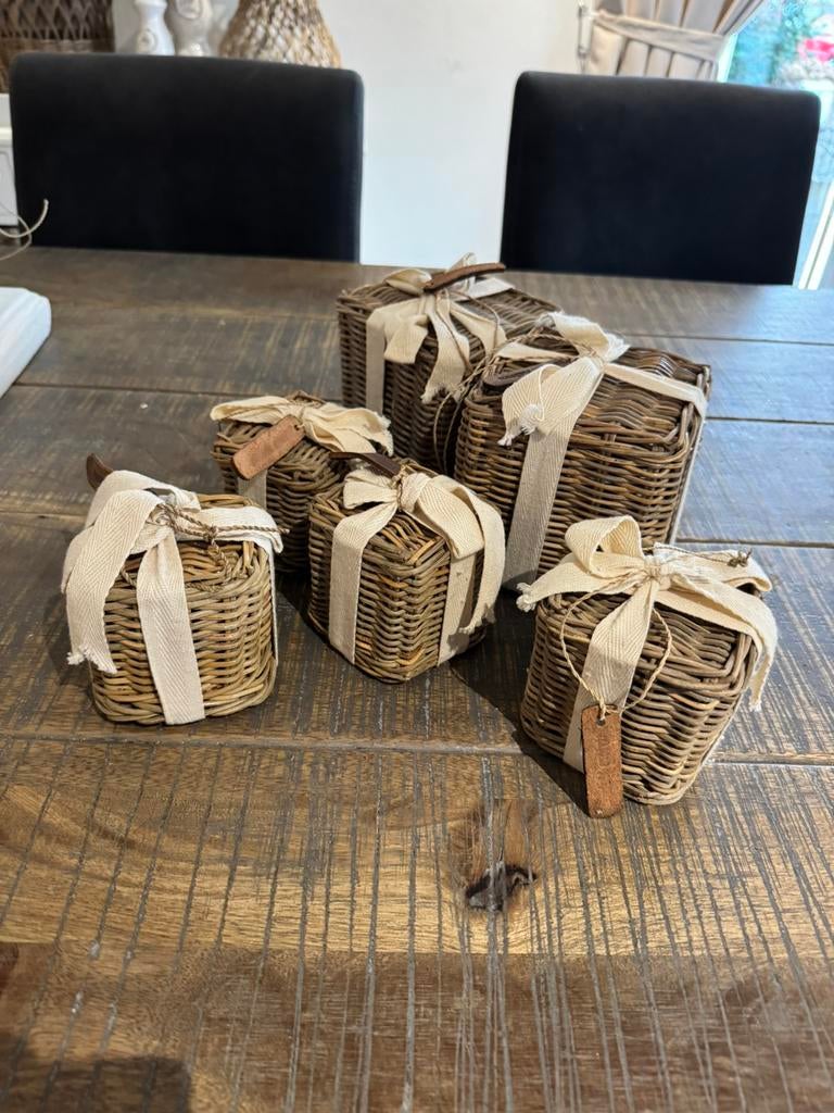 Riviera Maison rattan cadeautjes, Ophalen of Verzenden, Zo goed als nieuw, Overige vormen, Riet