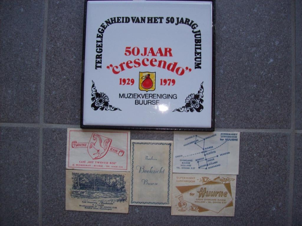 tegeltje Crescendo Buurse - 50 jaar 1979 + 5 suikerzakjes, Ophalen of Verzenden
