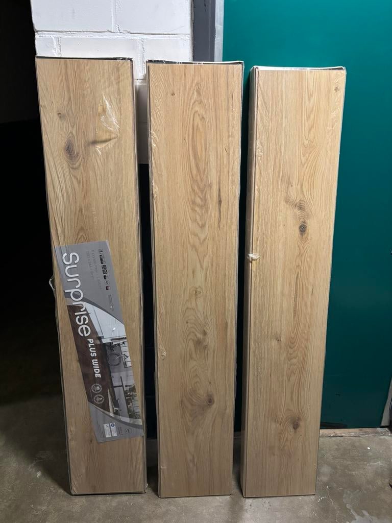 LM-279 | Millenium eiken SP805 Kronotex laminaat (3 pakken), Ophalen, Minder dan 25 mm, Eiken, Zo goed als nieuw