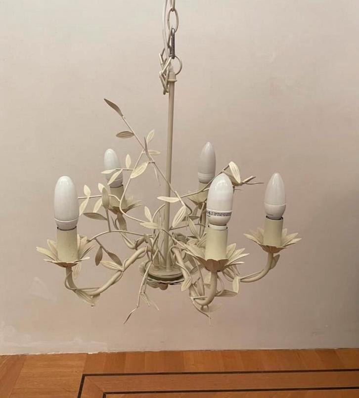 LAURA ASHLEY Romantisch Metalen Kroonluchtertje met Blaadjes, Huis en Inrichting, Lampen | Kroonluchters, Zo goed als nieuw, Metaal