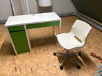 Ikea bureau met stoel, Kinderen en Baby's, Ophalen of Verzenden, Zo goed als nieuw, Tafel(s) en Stoel(en)