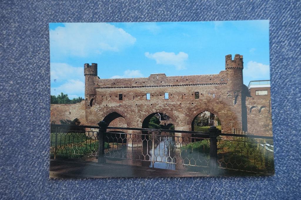 Zutphen. Berkelruïne, Verzamelen, Ansichtkaarten | Nederland, Ophalen of Verzenden, 1980 tot heden, Ongelopen, Gelderland