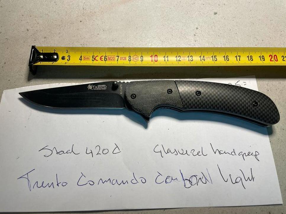 Trento Commando Carbon Light mes, Ophalen of Verzenden, Zo goed als nieuw