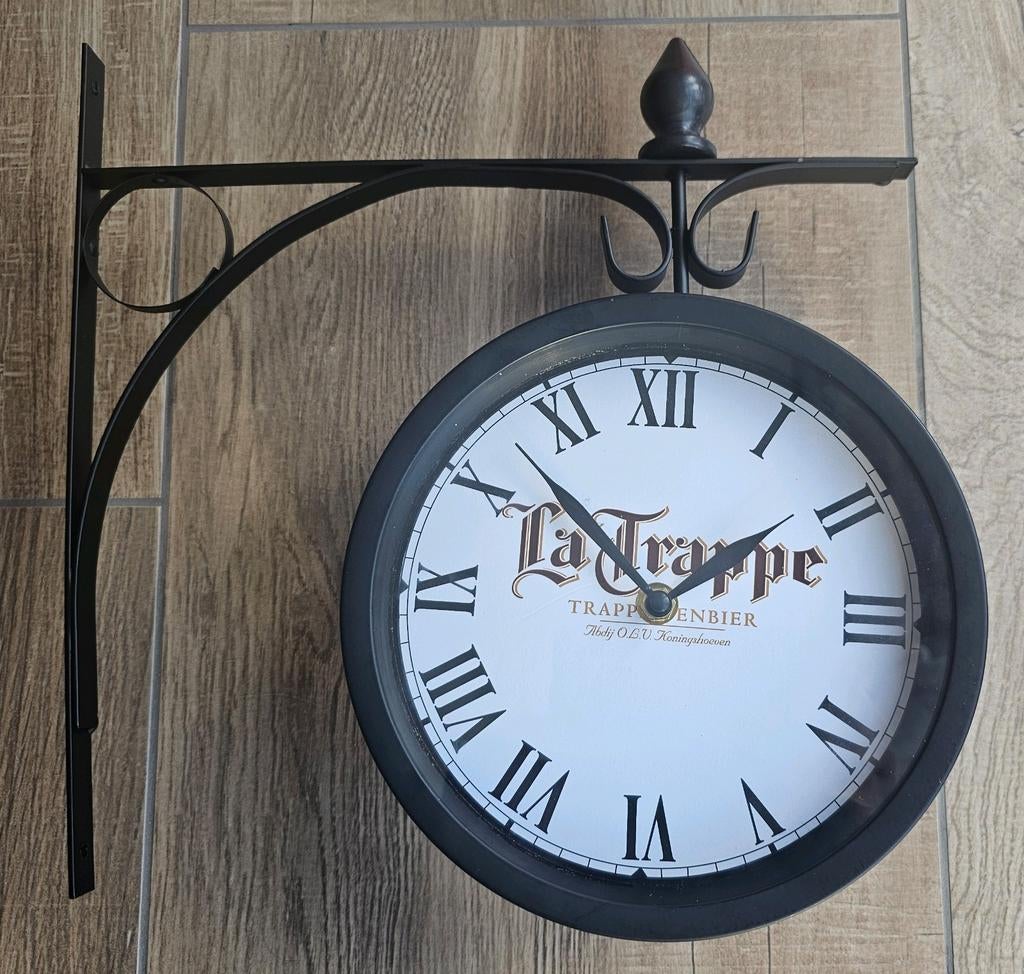 Dubbelzijdige LA TRAPPE stationsklok
33 x 33cm, Ophalen of Verzenden, Nieuw, Reclamebord, Plaat of Schild, La Trappe
