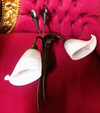 2 Arms wandlamp dikke glazen wit - lampenkapjes metaal brons, Verzenden