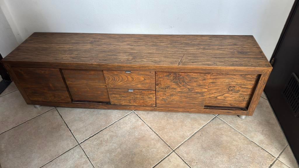 Houten tv-kast met lades en schuifdeuren, Ophalen, 100 tot 150 cm, Zo goed als nieuw, Minder dan 100 cm