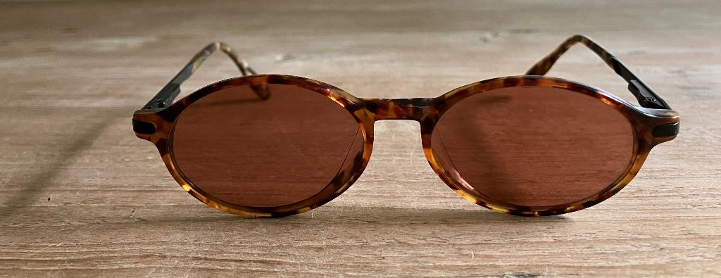 Serengeti zonnebril, Sieraden, Tassen en Uiterlijk, Zonnebrillen en Brillen | Dames, Ophalen of Verzenden, Zo goed als nieuw, Bruin