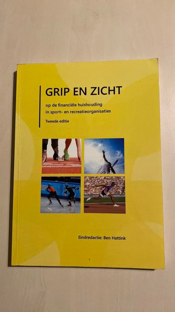 Grip en Zicht - Ben Hattink, Boeken, Ophalen of Verzenden, Zo goed als nieuw