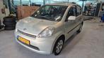 Daihatsu Sirion 2 1.3-16V Sport apk nap goed onderhouden air, Voorwielaandrijving, Elektrische ramen, Stof, Zwart