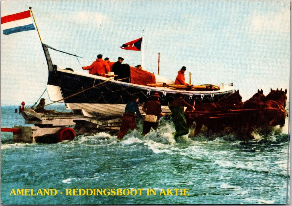 Ameland | Reddingsboot in aktie | 1983, Verzenden, 1980 tot heden, Gelopen, Waddeneilanden
