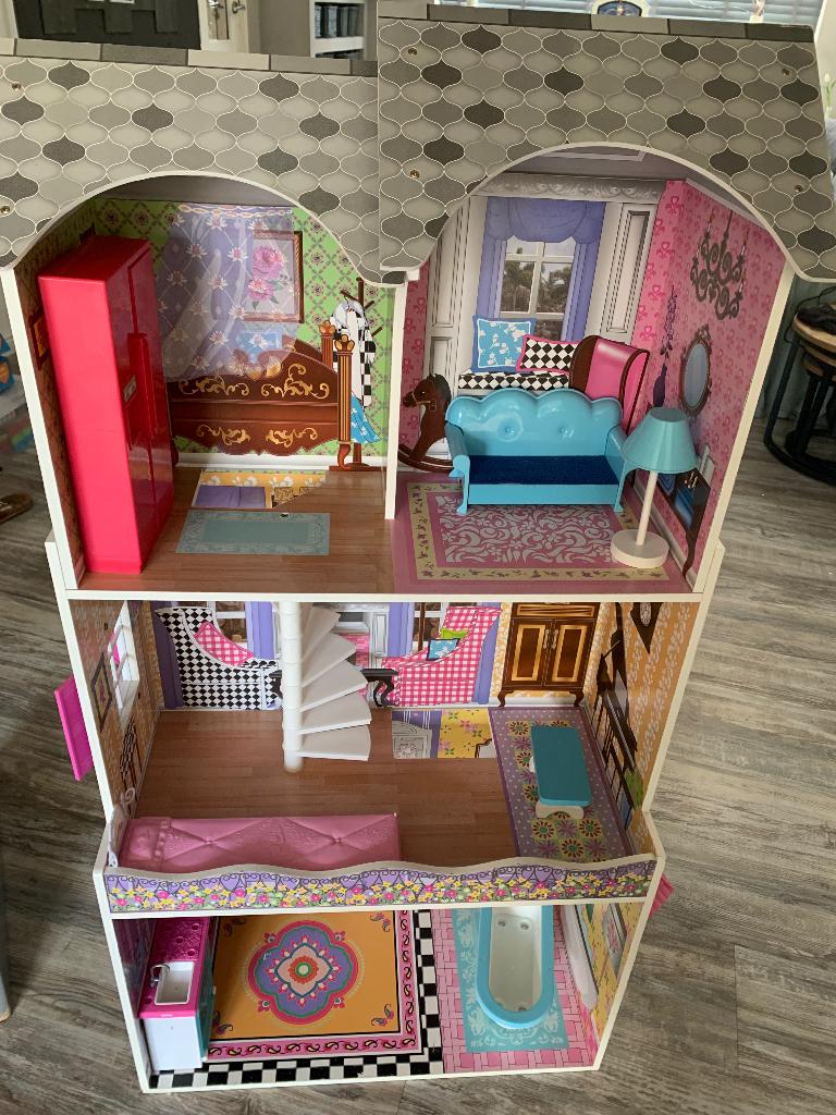 Heel mooi barbiehuis, Ophalen, Zo goed als nieuw, Toebehoren