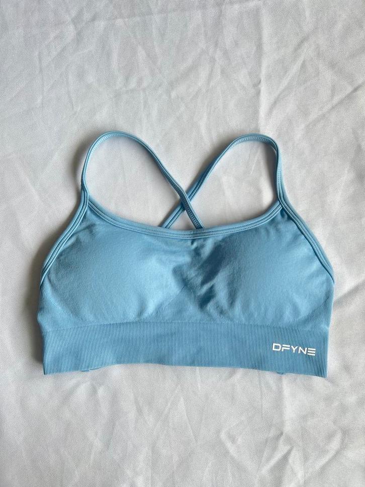 DFYNE Sportbh - Lichtblauw - Maat S, Kleding | Dames, Sportkleding, Zo goed als nieuw, Fitness of Aerobics, Maat 36 (S), Blauw