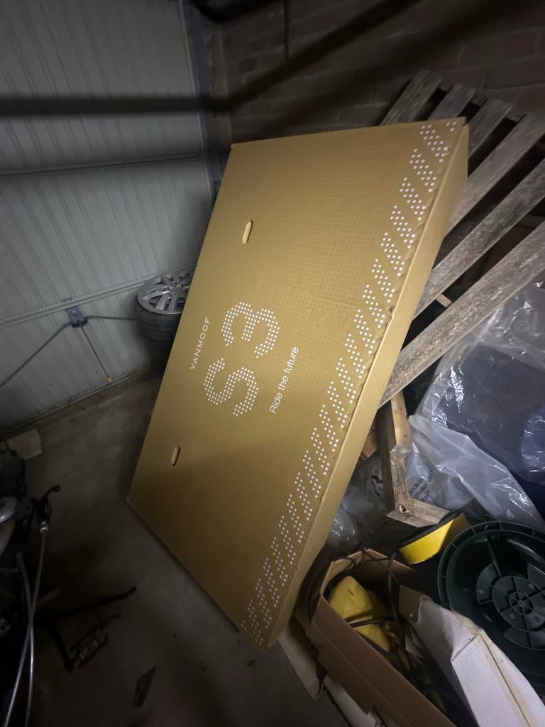 Vanmoof S3 doos - Originele verpakking, Fietsen en Brommers, Elektrische fietsen, Ophalen, Gebruikt, Vanmoof