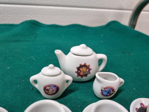 -	Miniservies dora, 11-delig, Ophalen of Verzenden, 'T Olde Gre-j, Info@toldegrej.nl, Endepoelstraat 20f Didam