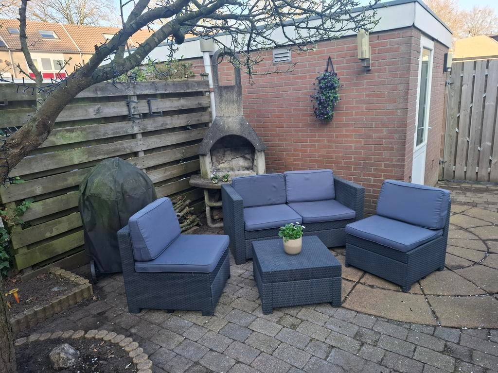 Tuinset te koop (incl. Kussens), Ophalen, 4 zitplaatsen, Kunststof, Gebruikt
