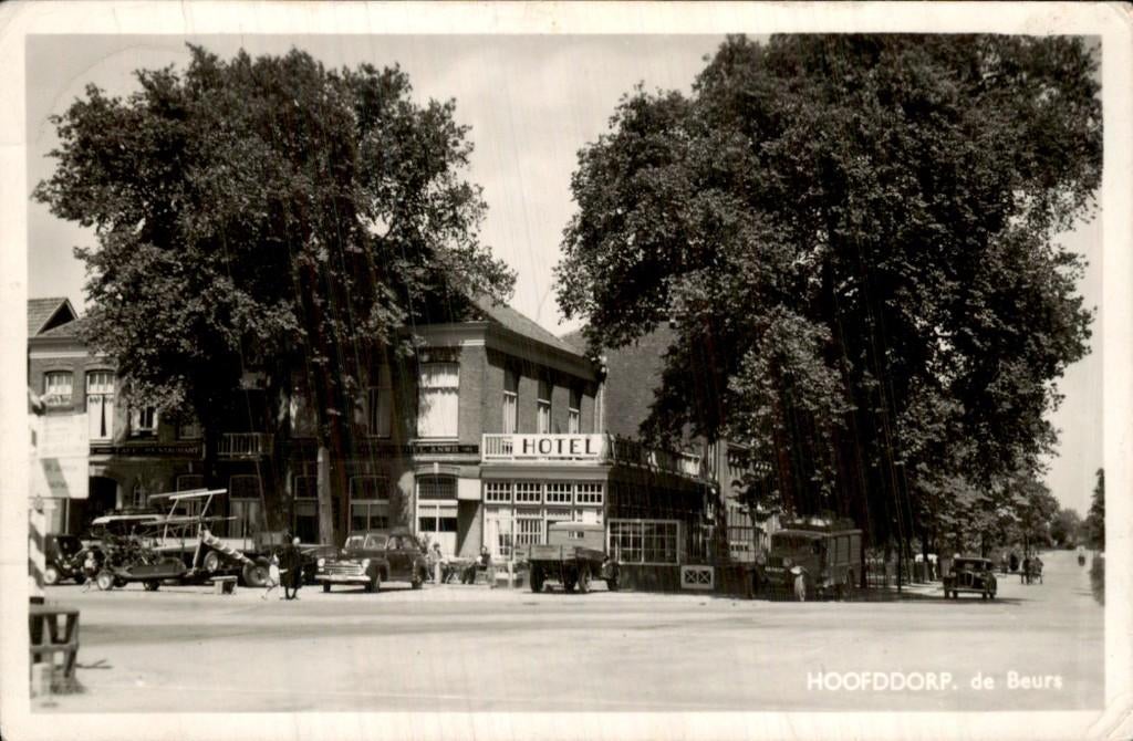 Hoofddorp - De Beurs - Hotel, Ophalen of Verzenden, 1940 tot 1960, Gelopen, Noord-Holland