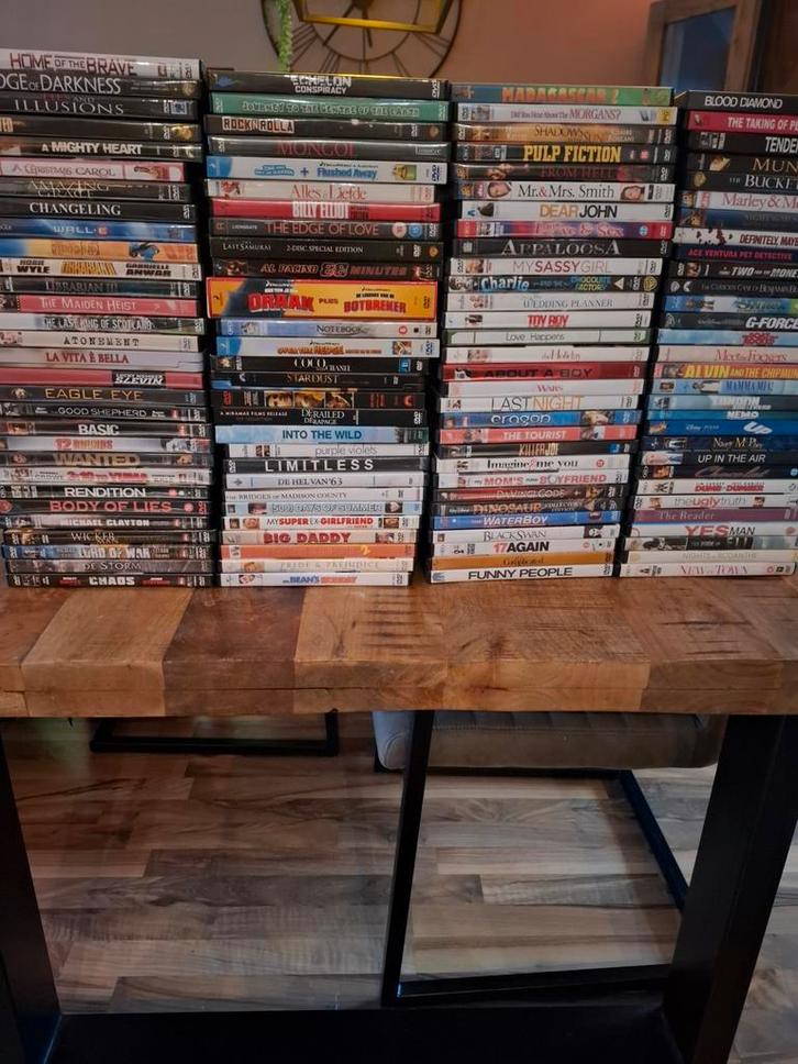 Dvd .s. alle soorten.260 stuks.en een koffer met 400 films, Cd's en Dvd's, Dvd's | Overige Dvd's, Zo goed als nieuw, Alle leeftijden