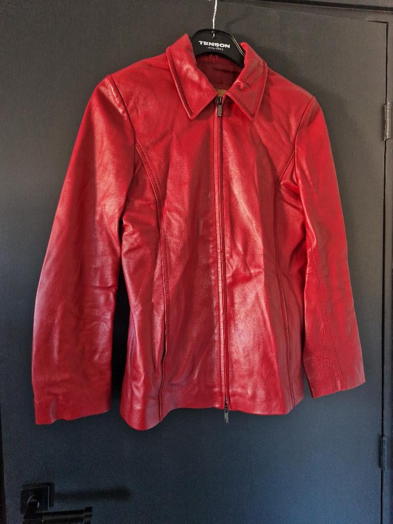 Donkerrode, leren damesjas / jasje van Arma - Maat 40, Kleding | Dames, Jassen | Zomer, Gedragen, Maat 38/40 (M), Rood, Ophalen of Verzenden