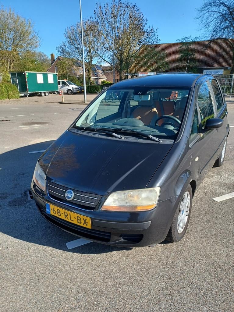 Fiat Idea 1.4 16V 2005 Zwart lpg, Auto's, Fiat, Voorwielaandrijving, Idea, 400 kg, Zwart