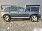 Volkswagen Touareg 4.2 V8 LEDER 19" XENON, Automaat, 4172 cc, 8 cilinders, Leder