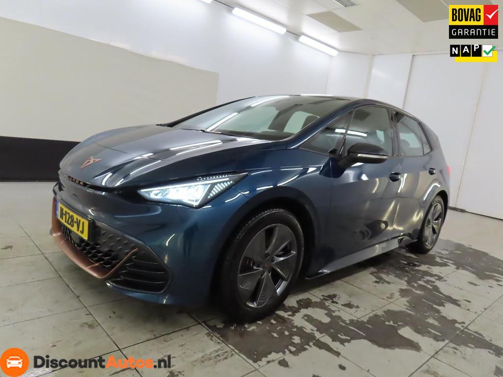 Cupra Born Business One 62 kWh, Auto's, Automaat, Achterwielaandrijving, Gebruikt, Blauw