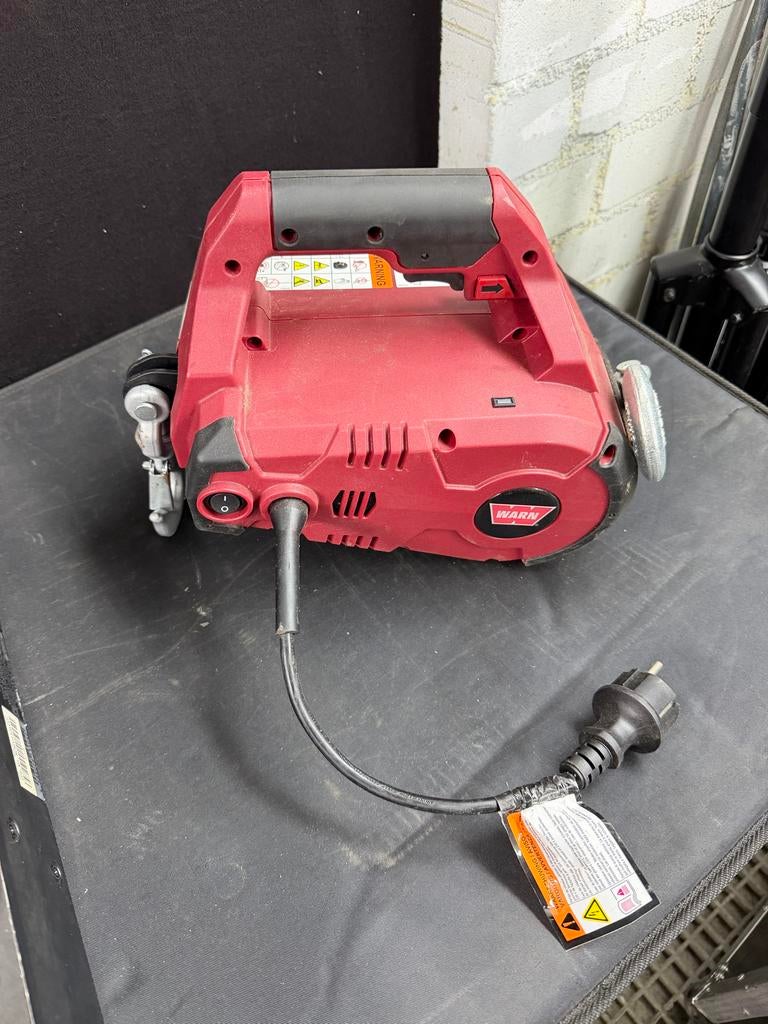 Elektrische Lier - WARN - Krachtig en Betrouwbaar, Ophalen of Verzenden, Gebruikt, Elektrisch