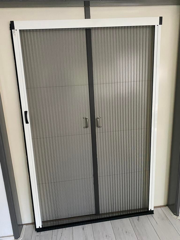 Diverse Luxaflex Plisse horren (deurhor), Ophalen of Verzenden, Nieuw, Hordeur