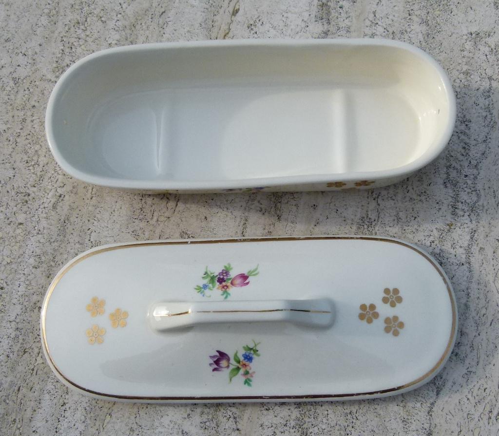 P.R. Puntgaaf Petrus Regout Kammen Bakje met Bloemen, Antiek en Kunst, Ophalen of Verzenden