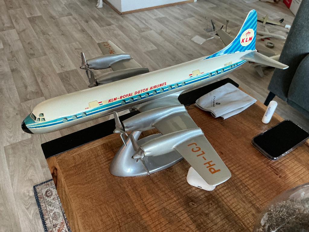 Osgaard Fermo Royal Dutch Airlines model Elektra, Ophalen, Gebruikt, 1:72 tot 1:144, Overige merken