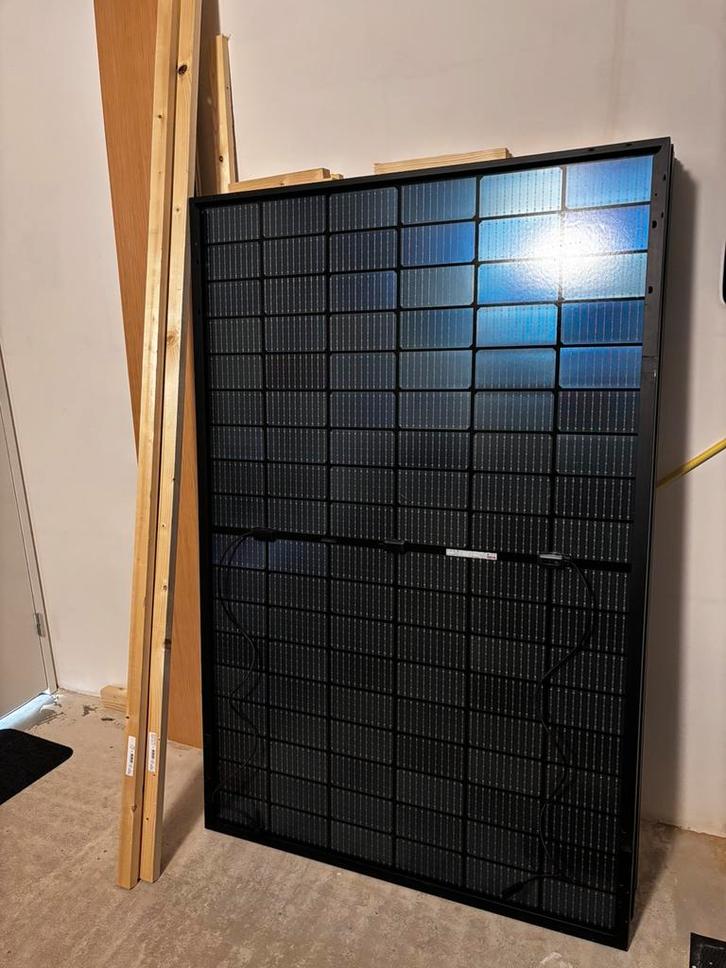 Zonnepanelen DMEGC  8 stuks 170x113, Doe-het-zelf en Verbouw, Elektra en Kabels, Zo goed als nieuw, Overige typen, Ophalen