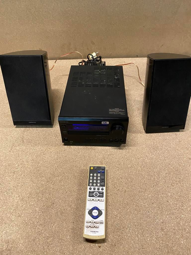 Onkyo CR-325 UKD cd recever DAB gebruikt, Gebruikt, Ophalen of Verzenden, 60 tot 120 watt, Stereo