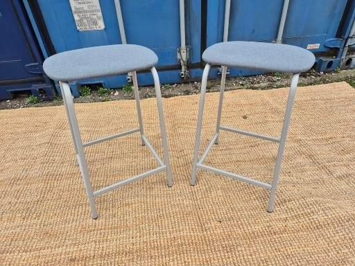 2 Krukjes, Huis en Inrichting, Ophalen, Zo goed als nieuw, Staal