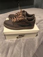 Travis scott jordan 1 low velvet brown, maat 42,5, Kleding | Heren, Schoenen, Ophalen, Bruin, Nieuw, Sneakers of Gympen
