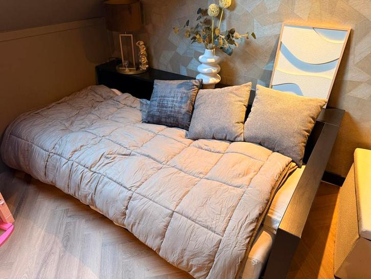 WOOOD Connect Hoekbed Zwart - Zo goed als nieuw, Huis en Inrichting, Slaapkamer | Bedden, Zo goed als nieuw, Eenpersoons, Overige maten