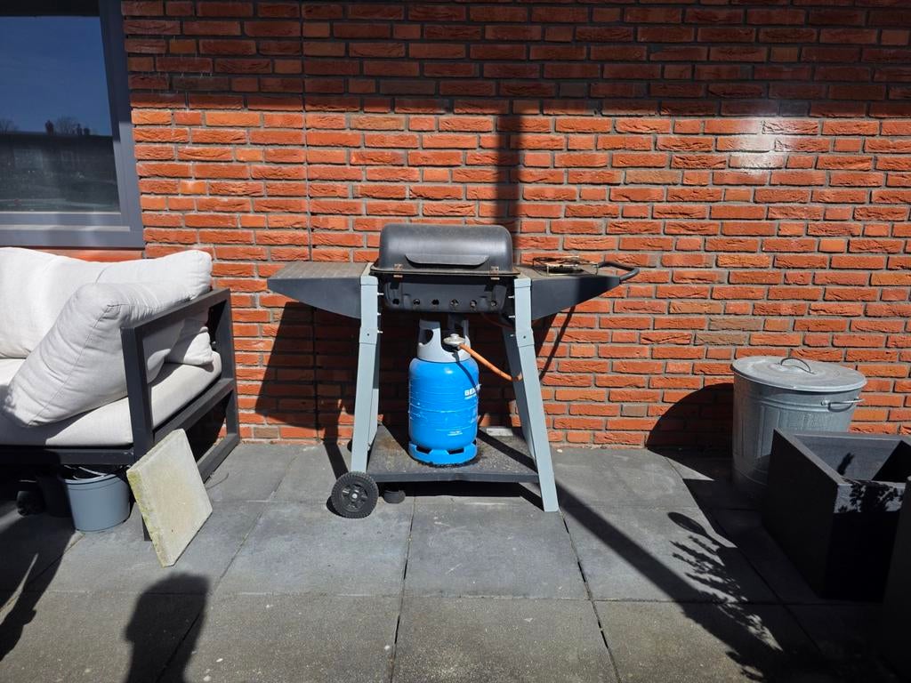Barbecue grill (gasfles niet inbegrepen), Ophalen, Gebruikt