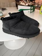 Black low Ugg, Kleding | Dames, Ophalen of Verzenden, Zo goed als nieuw, Zwart
