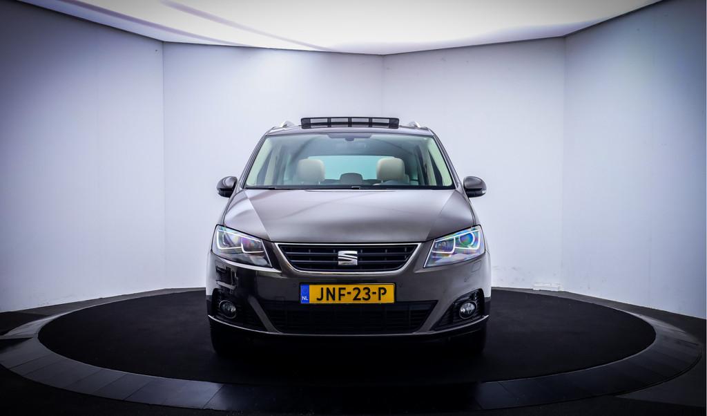 SEAT Alhambra 2.0TSI Dsg 7P STYLE Intense PANO | XENON | CAM, Stof, Gebruikt, Beige, Bedrijf